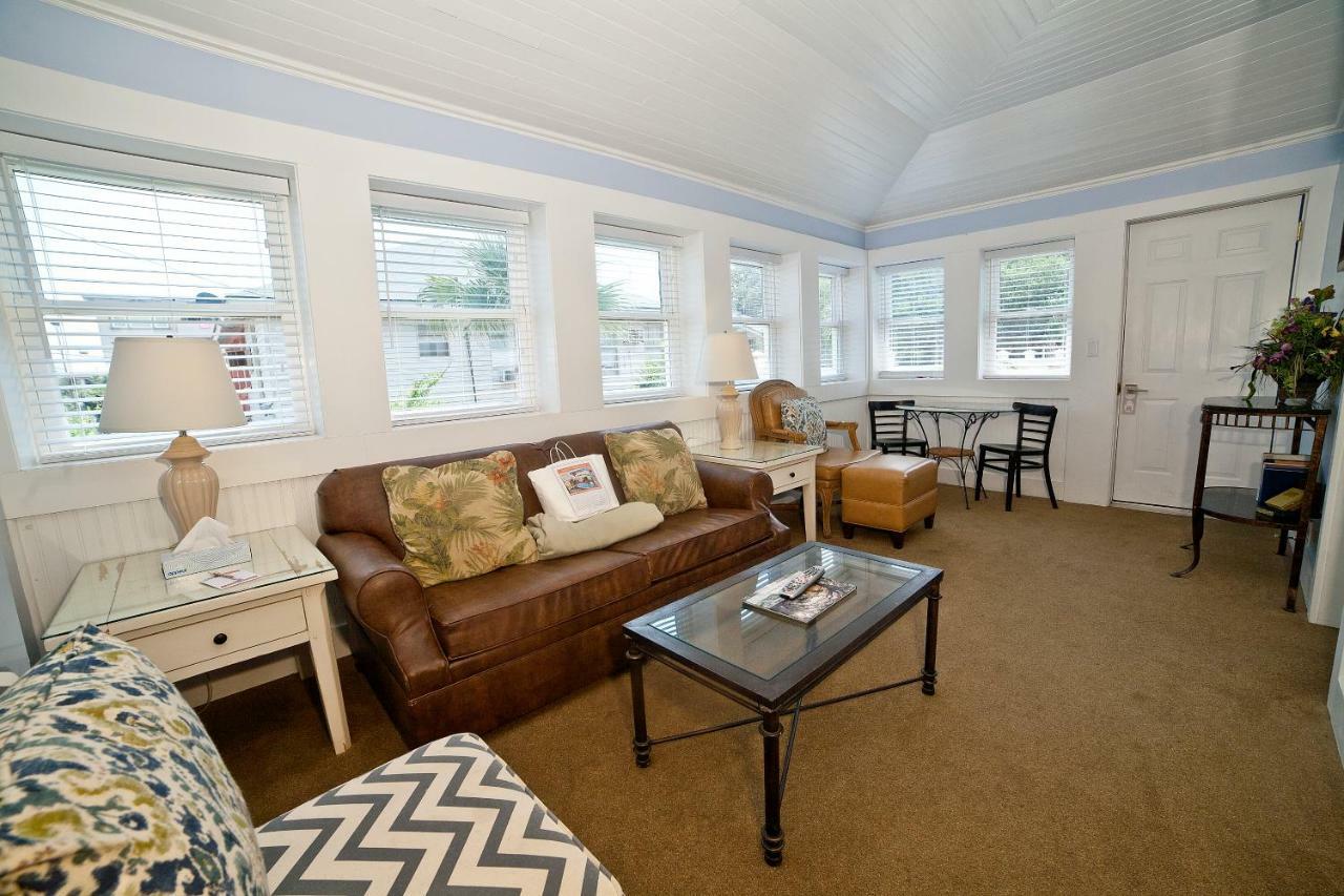 Georgianne Inn & Suites Check In 212 Butler Ave Tybee Island Εξωτερικό φωτογραφία